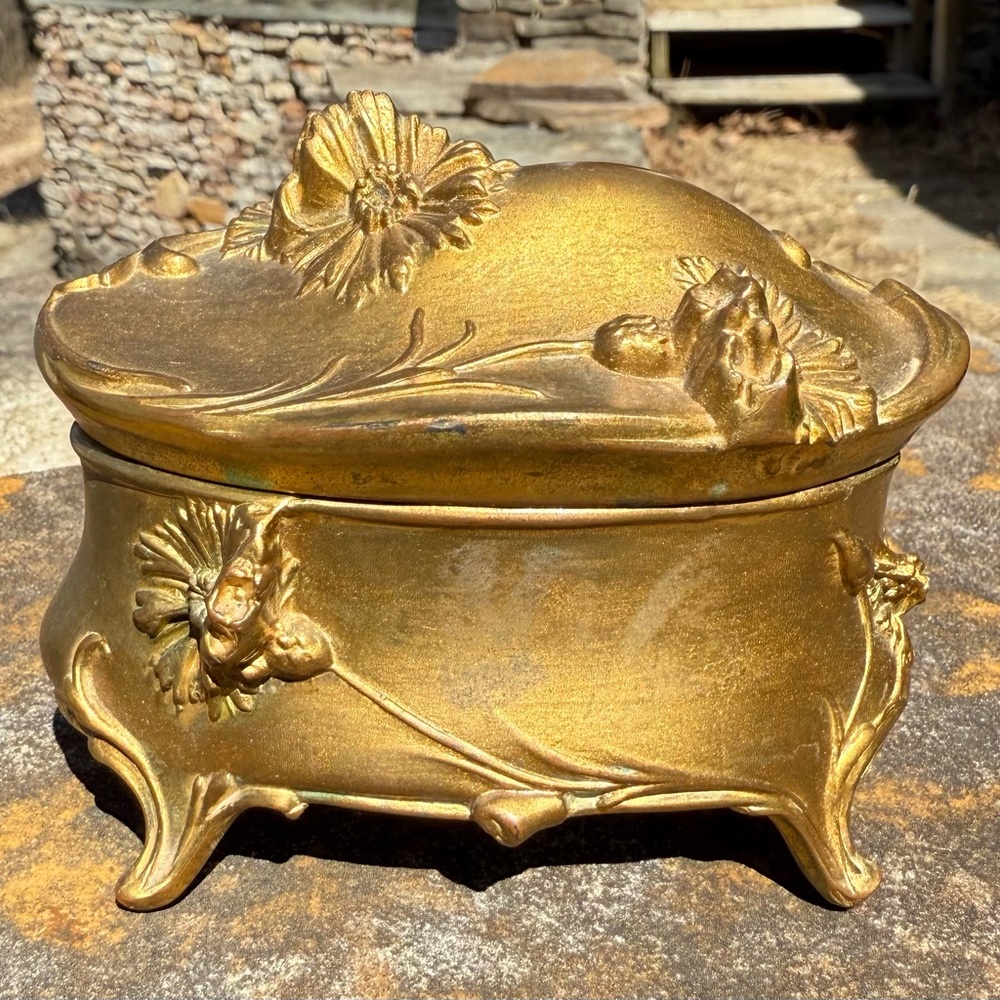Art Nouveau‎ Boxes Late 1800's Early 1900's